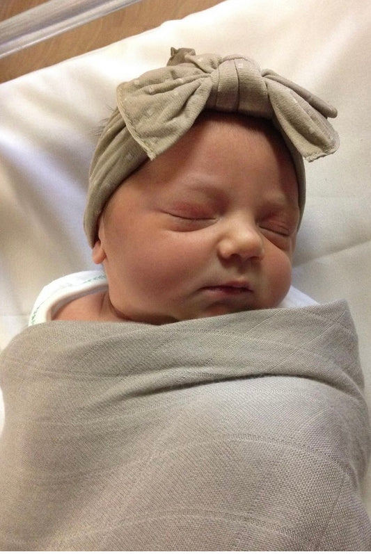 What do I really need for a new baby? A minimalist's guide!