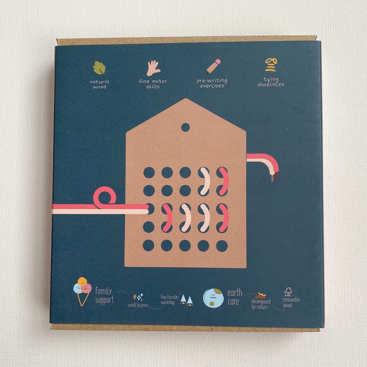 House Lacing Toy