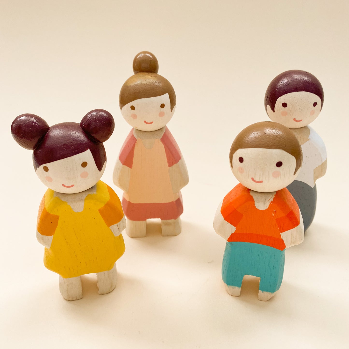 Wooden Doll Family, Leaf Family